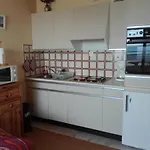 Face A La Avec Balcon, Proche Centre - Fr-1-331-55 Apartamento *