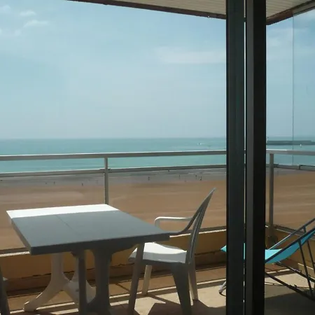 Face A La Avec Balcon, Proche Centre - Fr-1-331-55