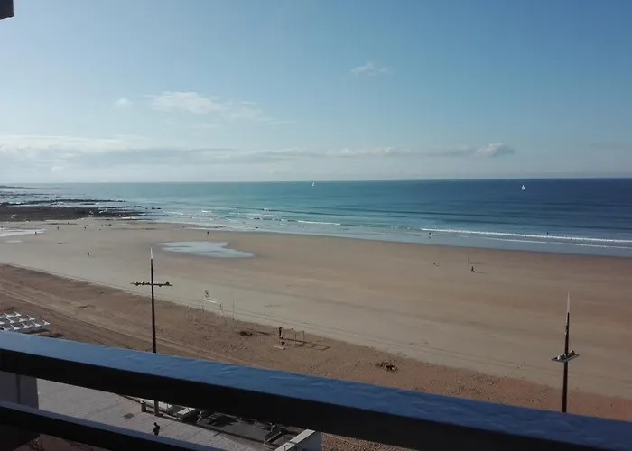 Face A La Avec Balcon, Proche Centre - Fr-1-331-55